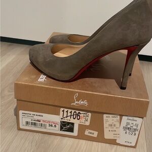 Christian Louboutin round toe in grey